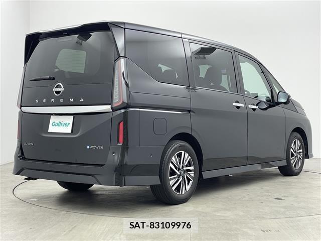 Nissan SERENA 2023 8928231-14