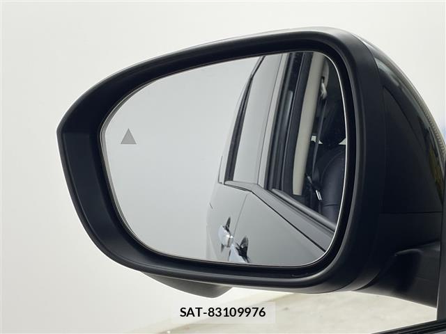 Nissan SERENA 2023 8928231-3