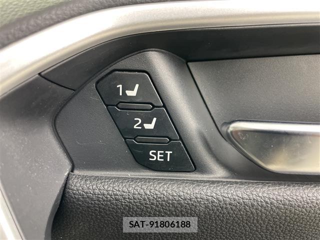 Toyota RAV4 2023 8709525-4