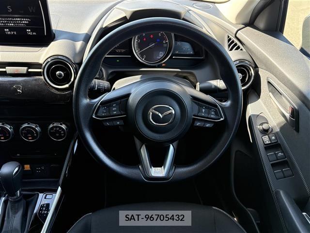 Mazda MAZDA2 2023 8910127-12
