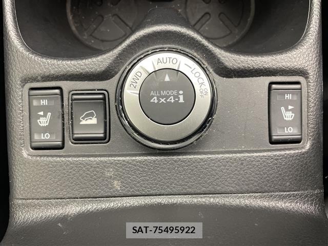 Nissan X-TRAIL 2016 8762800-12