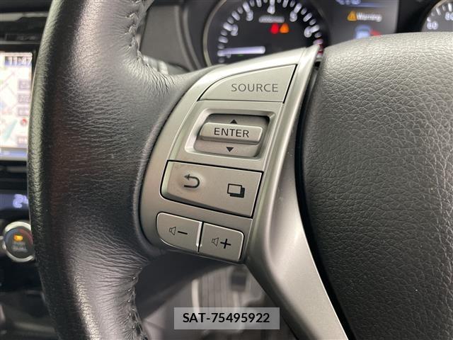 Nissan X-TRAIL 2016 8762800-7