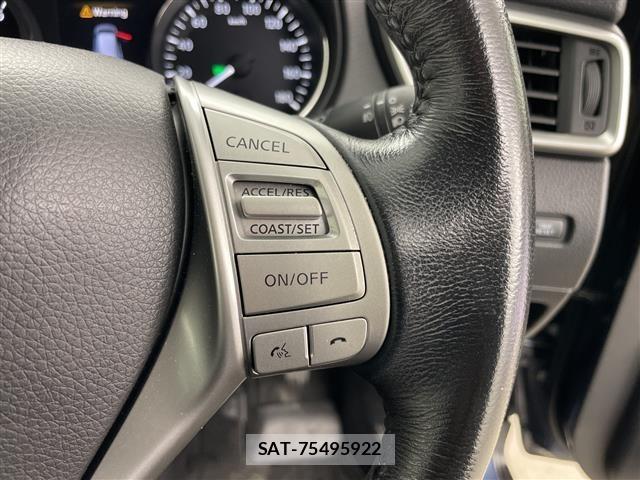 Nissan X-TRAIL 2016 8762800-8