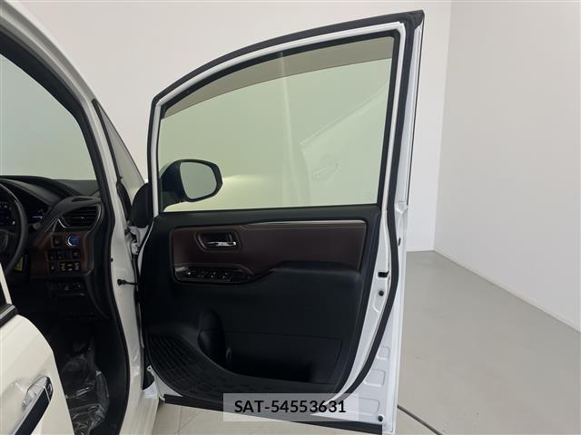 Toyota ESQUIRE 2017 8716774-6