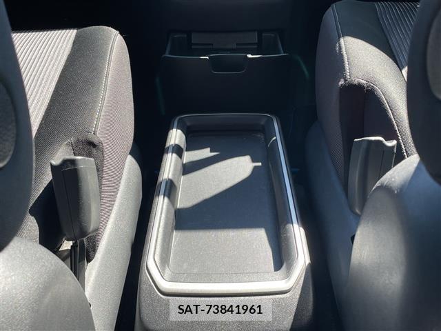 Nissan SERENA 2022 8928263-3