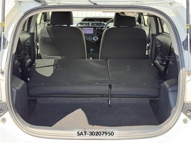 Toyota AQUA 2016 8705868-11