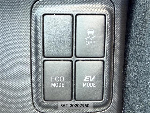 Toyota AQUA 2016 8705868-3