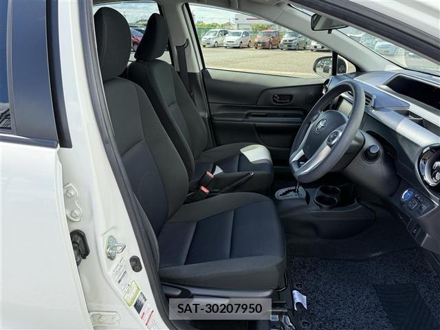 Toyota AQUA 2016 8705868-5