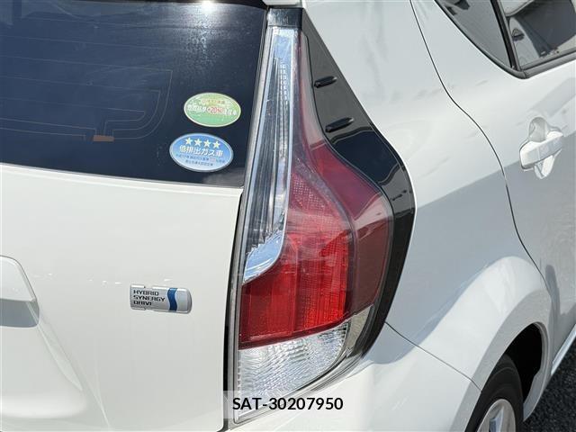 Toyota AQUA 2016 8705868-6