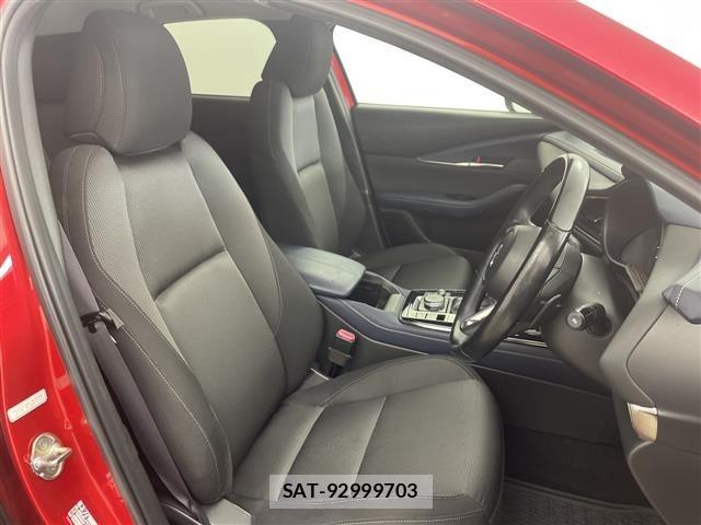 Mazda CX-30 2020 8930717-3