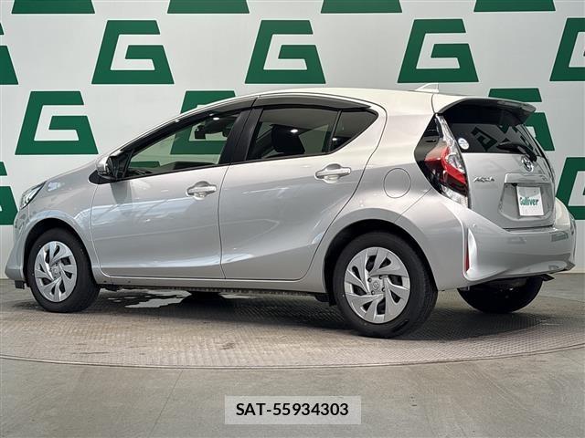 Toyota AQUA 2021 8705869-13