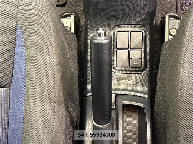 Toyota AQUA 2021 8705869-4
