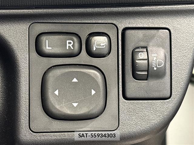 Toyota AQUA 2021 8705869-8