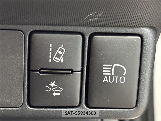 Toyota AQUA 2021 8705869-9