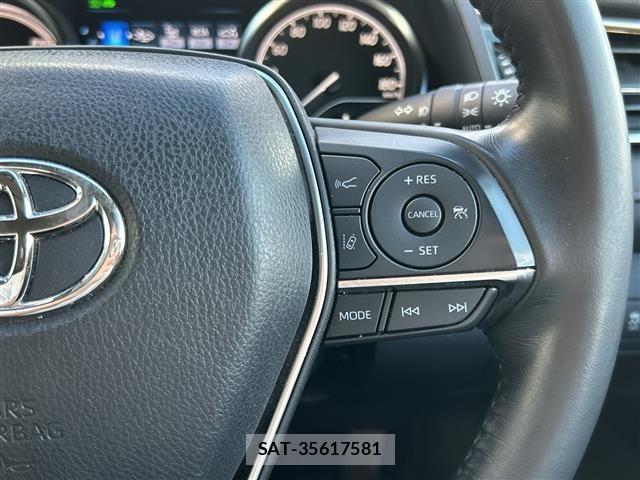 Toyota CAMRY 2018 8708943-1