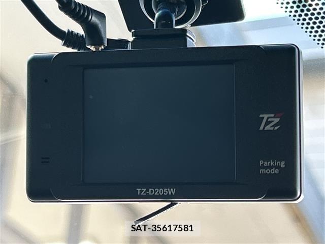 Toyota CAMRY 2018 8708943-11