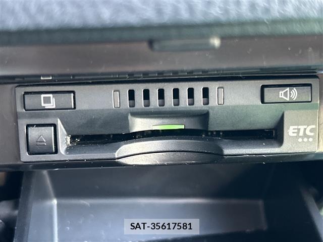 Toyota CAMRY 2018 8708943-12