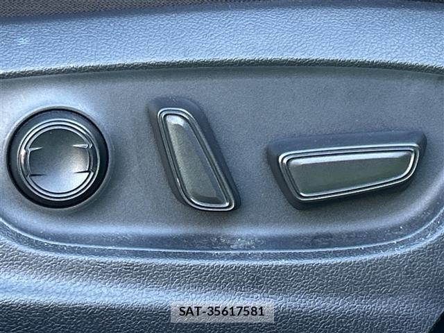 Toyota CAMRY 2018 8708943-6