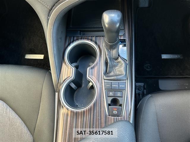 Toyota CAMRY 2018 8708943-8