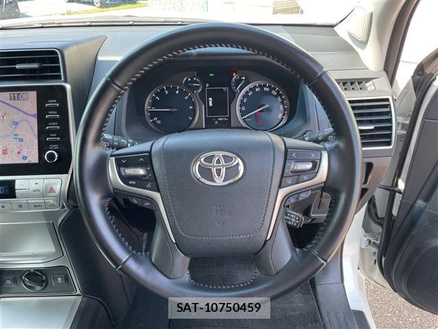 Toyota LAND CRUISER PRADO 2023 8737236-3