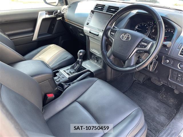 Toyota LAND CRUISER PRADO 2023 8737236-6