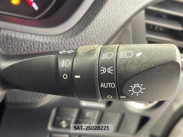 Toyota NOAH 2019 8706417-2