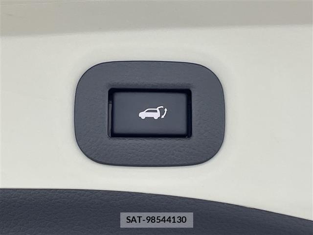 Nissan X-TRAIL 2016 8930002-11
