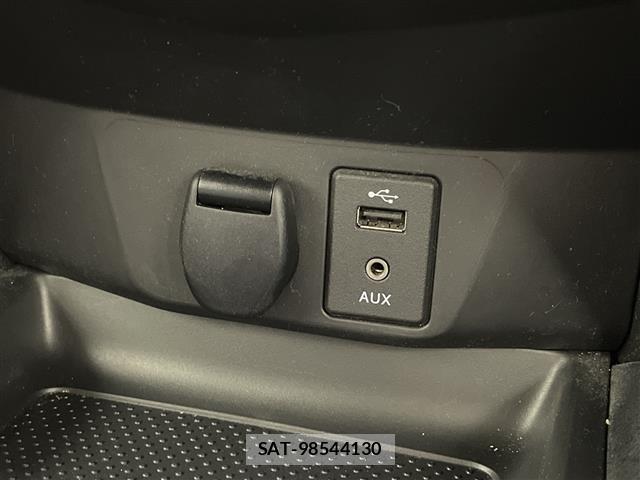 Nissan X-TRAIL 2016 8930002-12