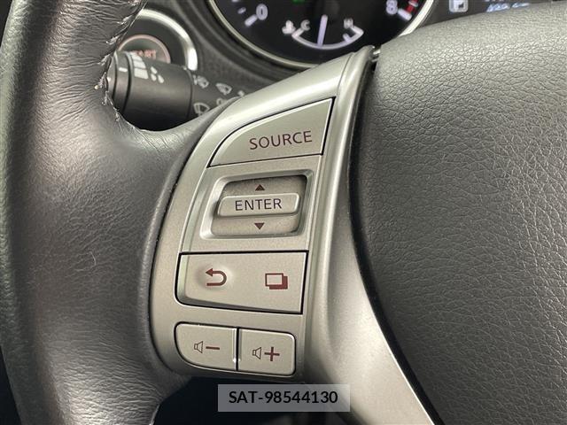 Nissan X-TRAIL 2016 8930002-19