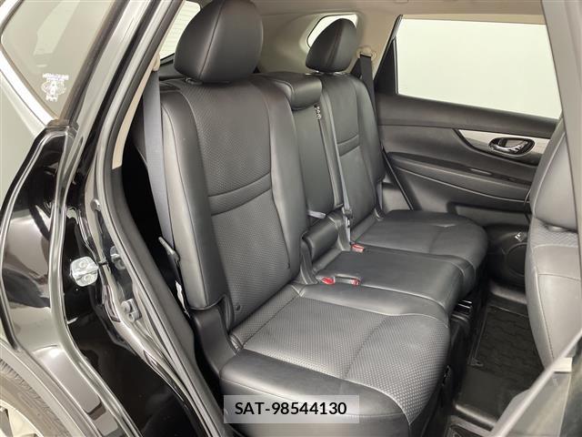 Nissan X-TRAIL 2016 8930002-2
