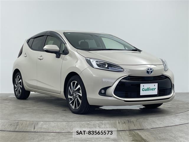 Toyota AQUA 2021 8705870-0