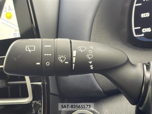 Toyota AQUA 2021 8705870-5