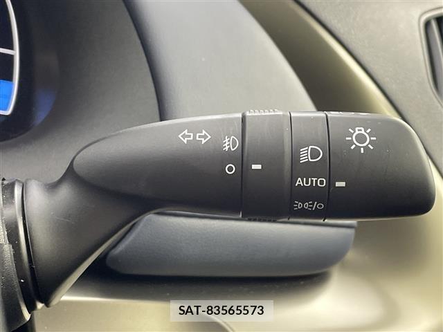 Toyota AQUA 2021 8705870-7