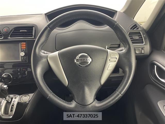 Nissan SERENA 2013 8928281-14