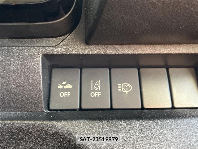 Suzuki JIMNY 2018 8933080-3