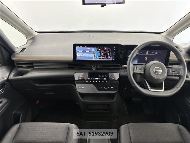 Nissan SERENA 2023 8928299-15