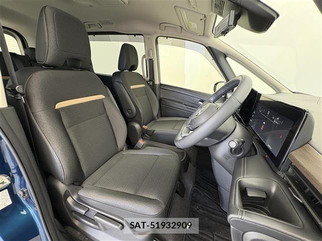 Nissan SERENA 2023 8928299-6