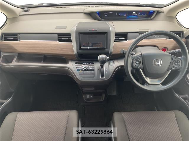 Honda FREED 2021 8716419-15