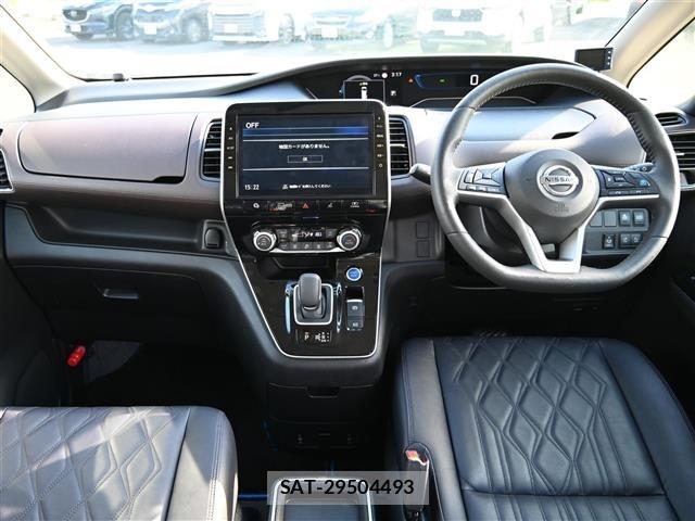 Nissan SERENA 2019 8928300-15