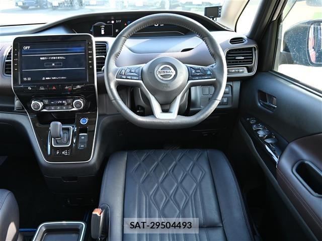 Nissan SERENA 2019 8928300-18