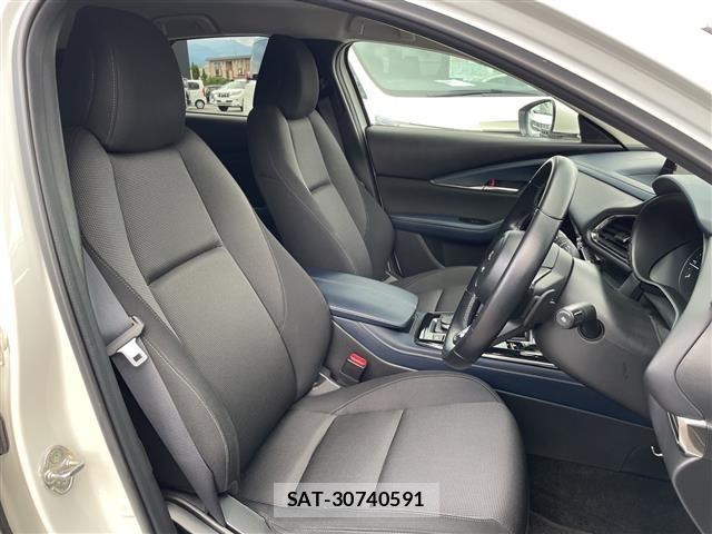 Mazda CX-30 2022 8748245-21