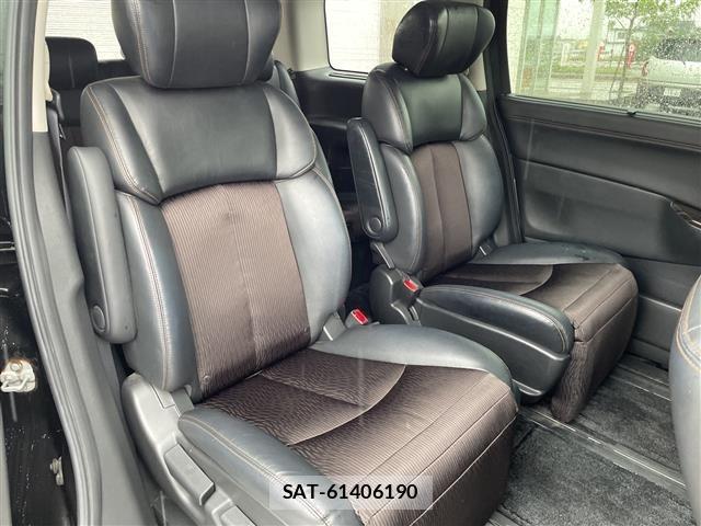 Nissan ELGRAND 2014 8709703-4