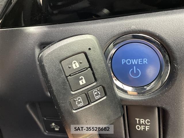 Toyota ESQUIRE 2020 8716776-8