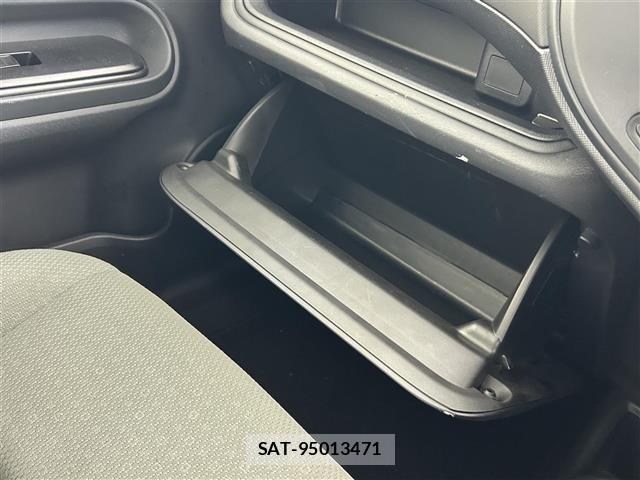 Toyota AQUA 2019 8705871-13