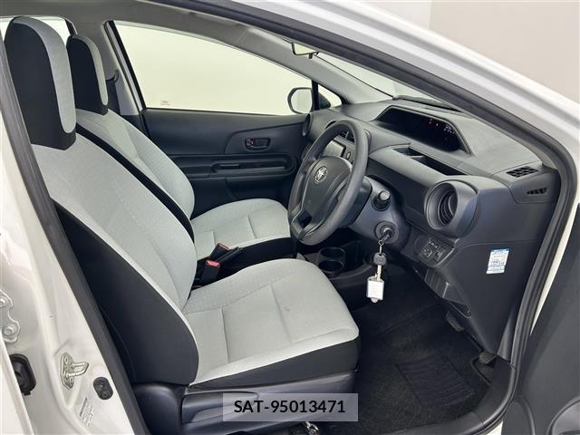 Toyota AQUA 2019 8705871-2