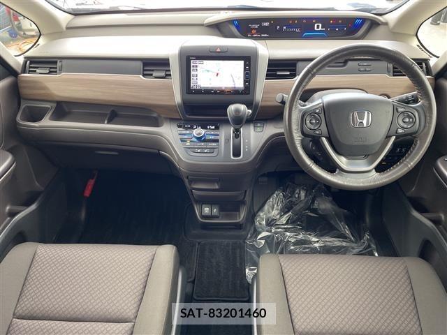 Honda FREED 2021 8716421-14