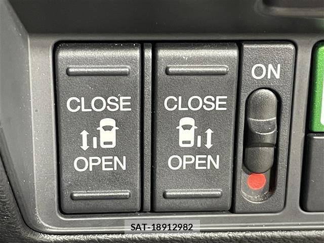 Honda ODYSSEY 2018 8714352-5
