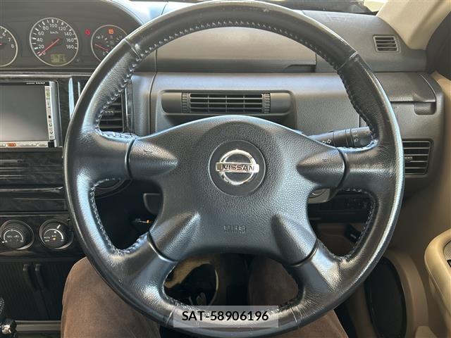 Nissan X-TRAIL 2004 8930003-9