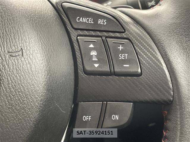 Mazda AXELA 2015 8678424-12