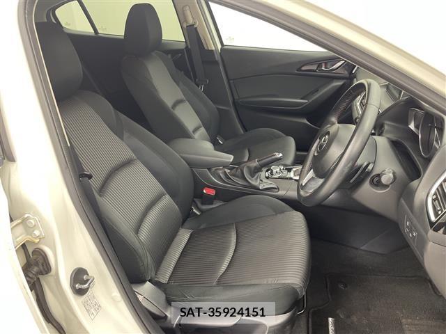 Mazda AXELA 2015 8678424-6